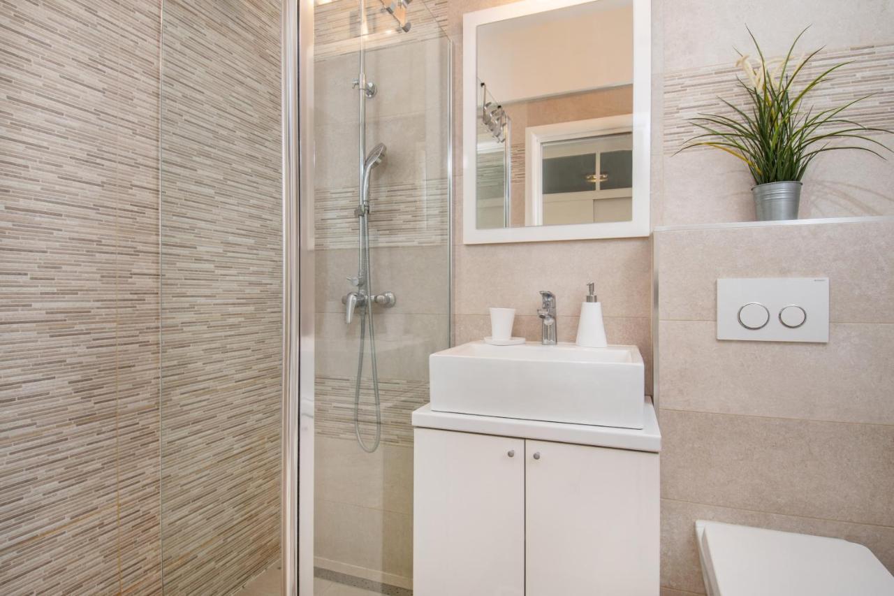 Rooms&Apartments Zelux Σπλιτ Εξωτερικό φωτογραφία