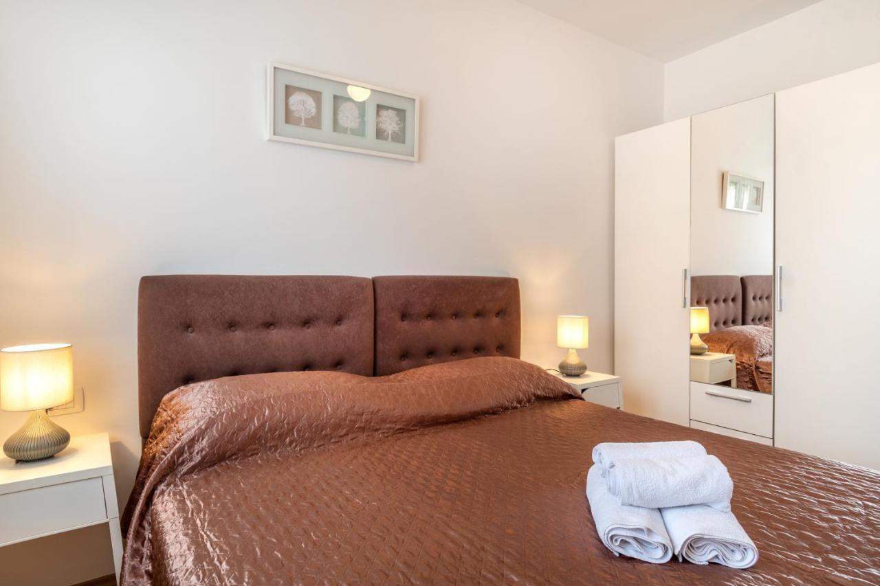 Rooms&Apartments Zelux Σπλιτ Εξωτερικό φωτογραφία