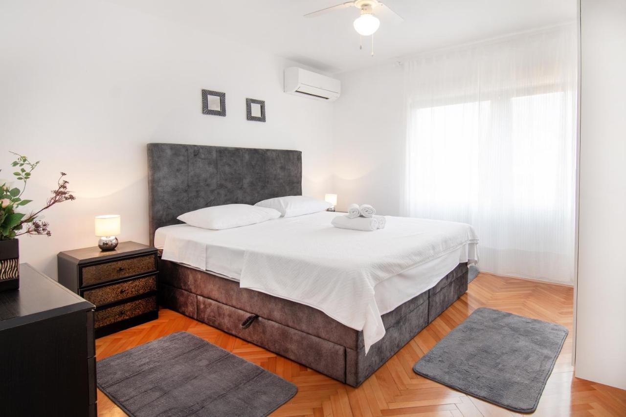 Rooms&Apartments Zelux Σπλιτ Εξωτερικό φωτογραφία